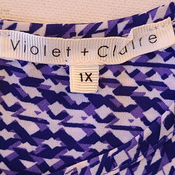 Violet & Claire Womens Blue Print Sleeveless Lightweight Blouse Plus Size - Picture 3 of 11